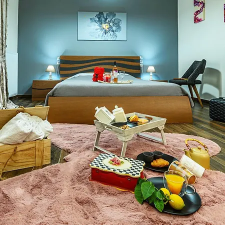 Eclectic 2br Volos