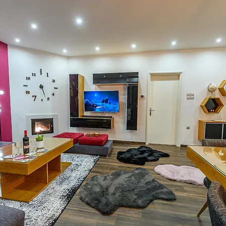 Eclectic 2br